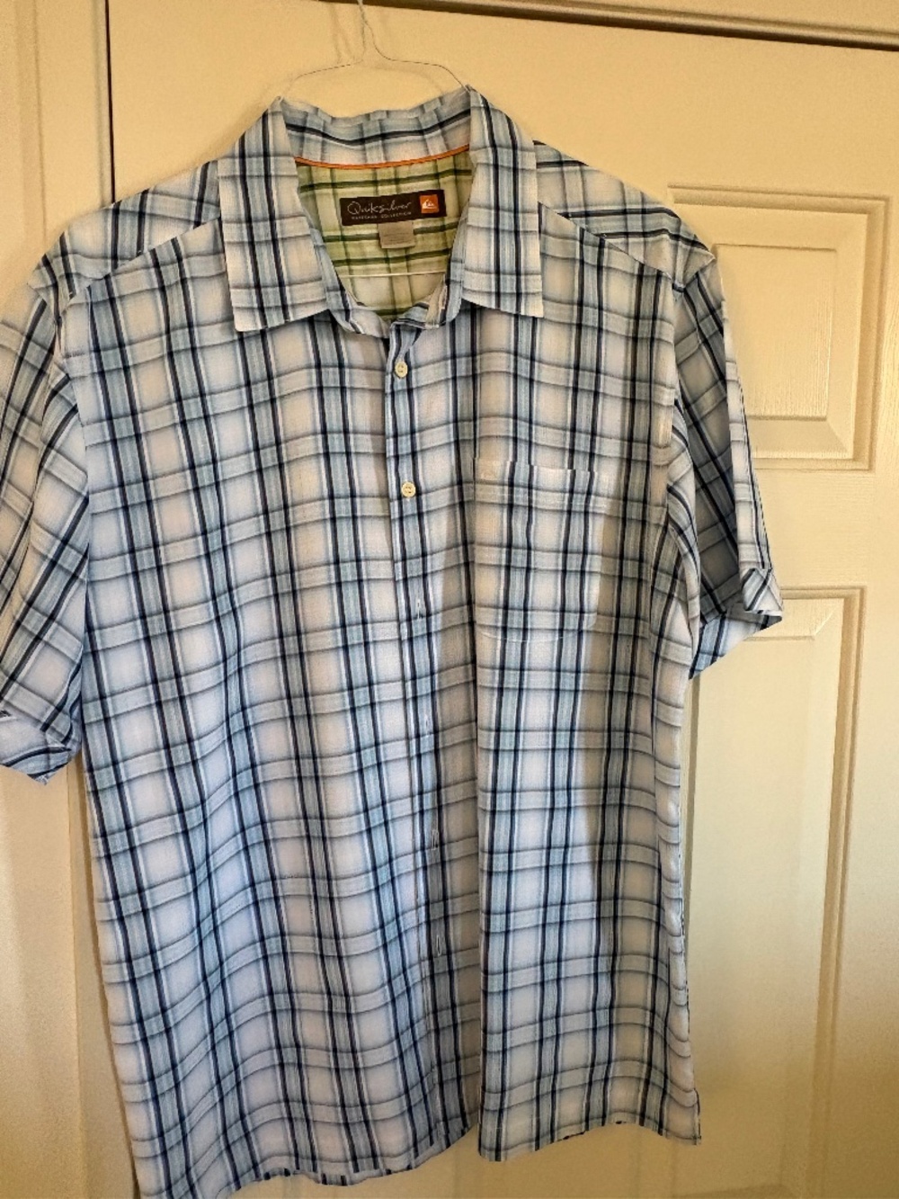 Quicksilver Mens Short Sleeve shirt